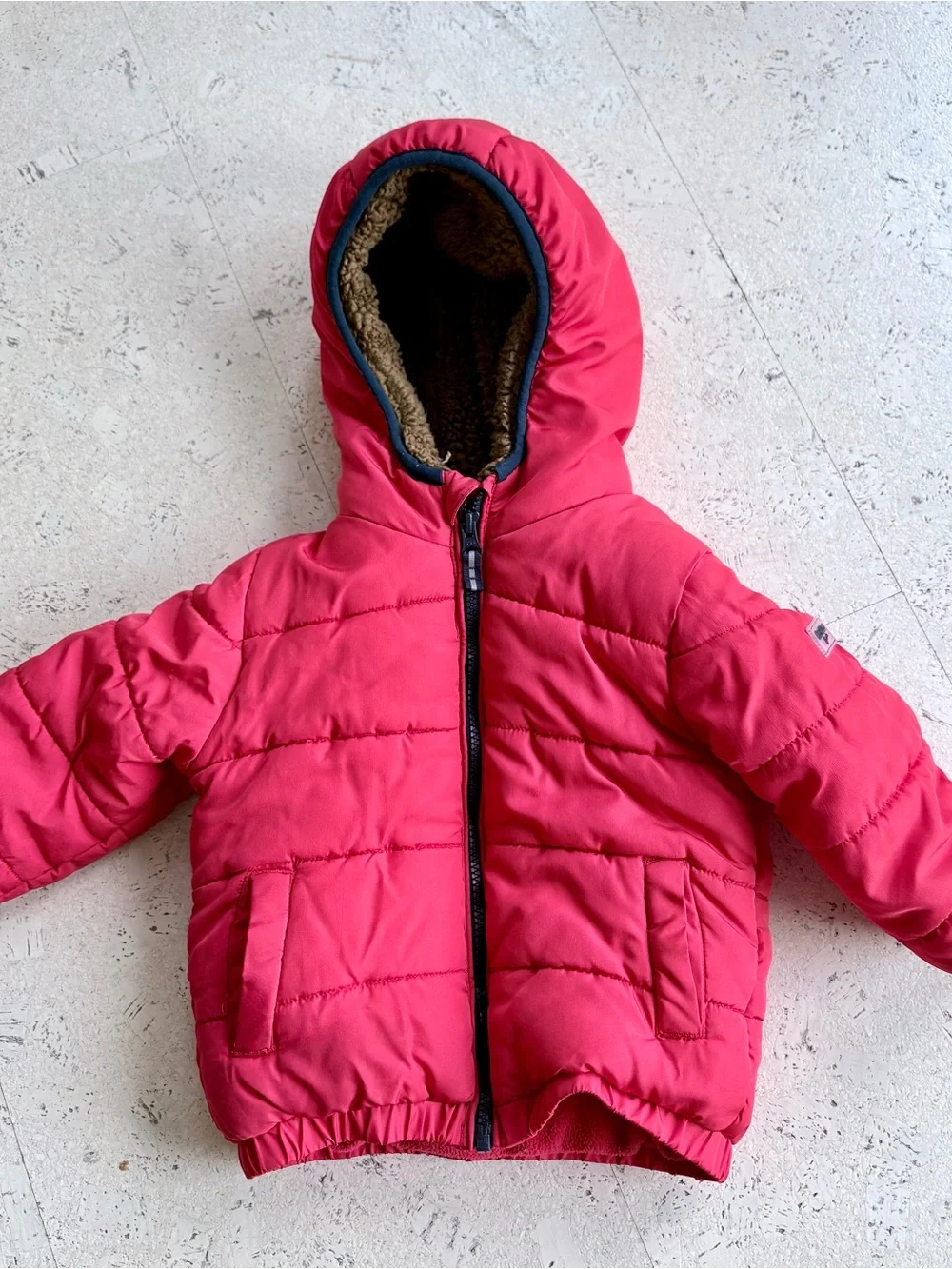 Oshkosh heavy weight toddler puffer jacket.